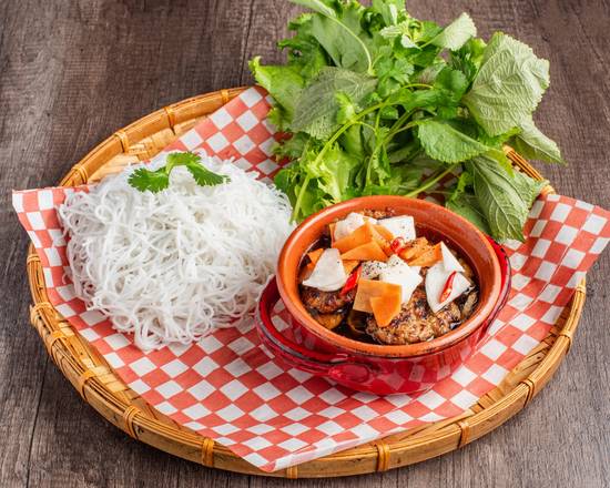 57. Hanoi Style Vermicelli Noodles with Grilled Pork (河内风味烤猪肉粉丝)